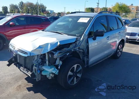 2017 Subaru Forester 2.5I z USA, uszkodzony, nr VIN JF2SJABC9HH517962